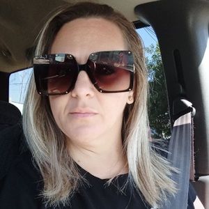 Meet your Posher, Mileidy